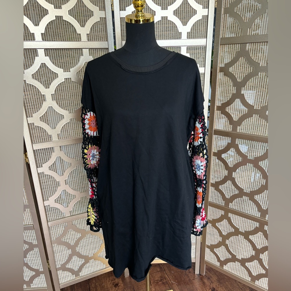 NWT | Umgee Dress with crochet sleeves | Boho | Large